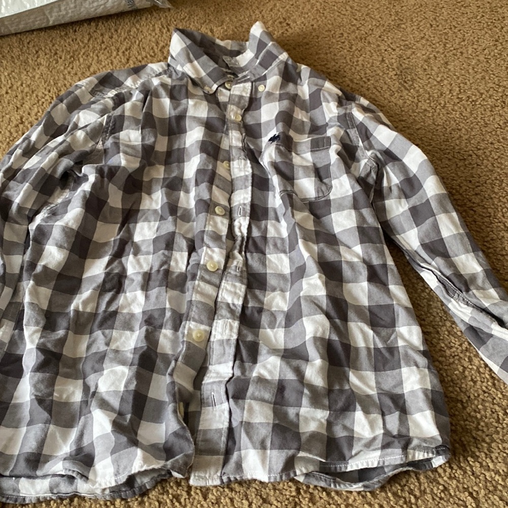 Boys Abercrombie button up shirt size 15/16 used